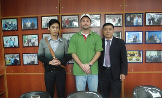 Welcome American Customer's Visit