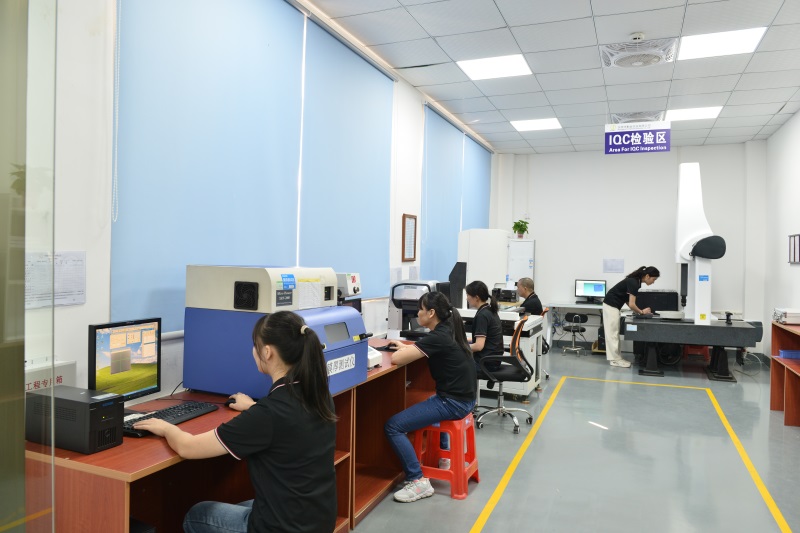 Professional QC team and testing room