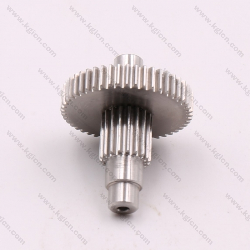 Customized precision helical gear transmission shafts